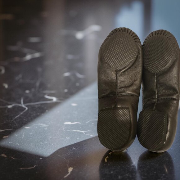 Ballet slippers size 7.5 womens' black leather - Picture 5 of 5